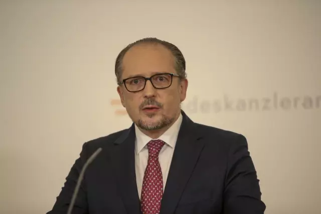 Avusturya'nın yeni Başbakanı Schallenberg Kurz'la çok yakın çalışacağını söyledi