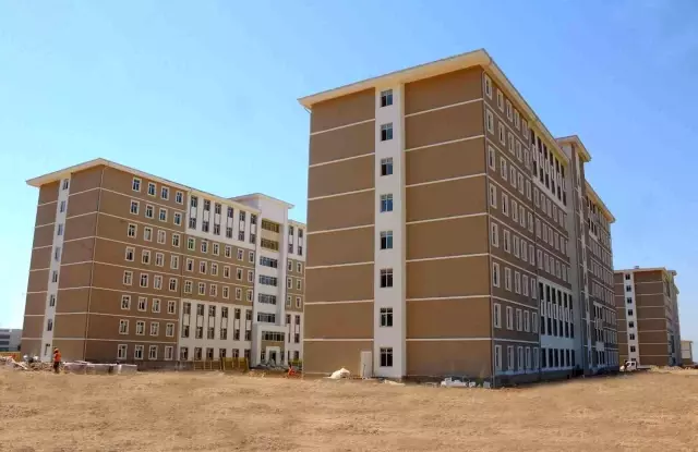 Aydın'da 2 bin 392 kişilik kız öğrenci yurdu hizmete açıldı