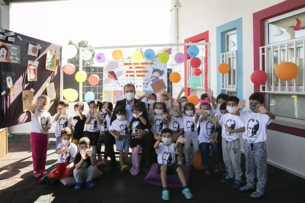 Büyükşehir Belediye Başkanı Seçer, Münir Özkul Kreşi'ni ziyaret etti