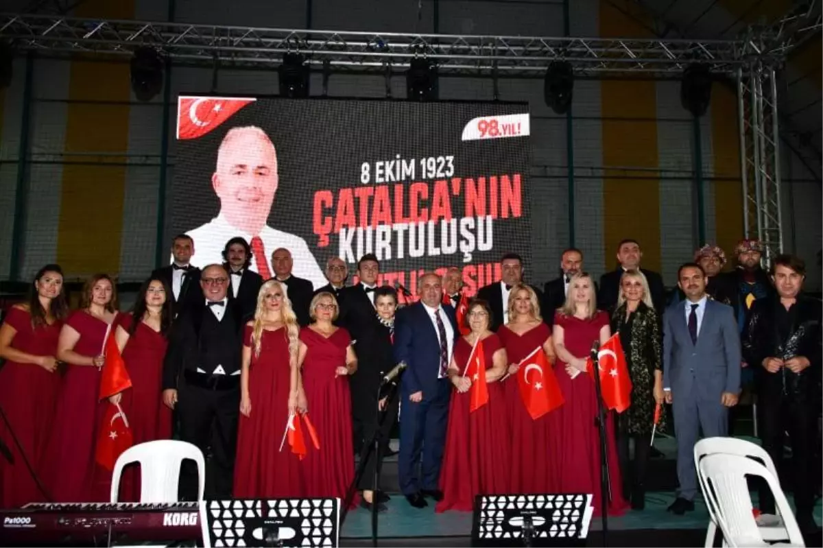 ÇATALCA'MIZDA MUHTEŞEM KURTULUŞ GÜNÜ COŞKUSU