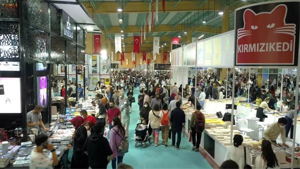 Denizlililer kitap fuarına akın etti