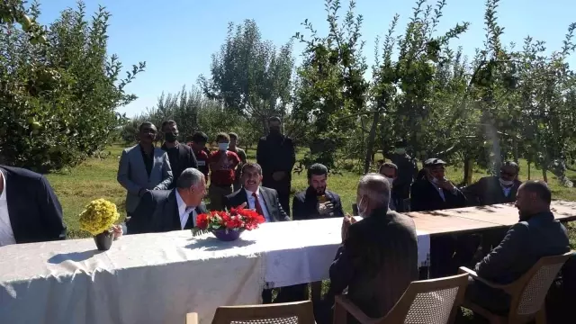 Erciş'te husumetli aileler barıştırıldı