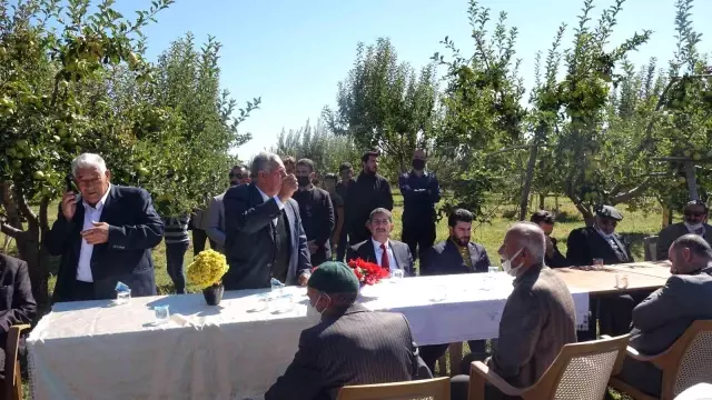 Erciş'te husumetli aileler barıştırıldı