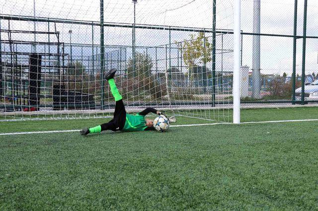 gelecegin muslera si futbolcu sehri sakarya d 2 14452903 o