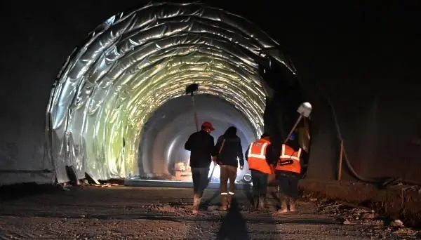 GEMİNBELİ TÜNELİ'NDE IŞIĞA SON 250 METRE