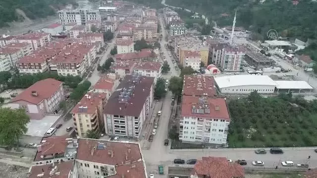 KASTAMONU - Sel felaketinin üzerinden 2 ay geçen Bozkurt'ta yaralar sarılmaya devam ediliyor