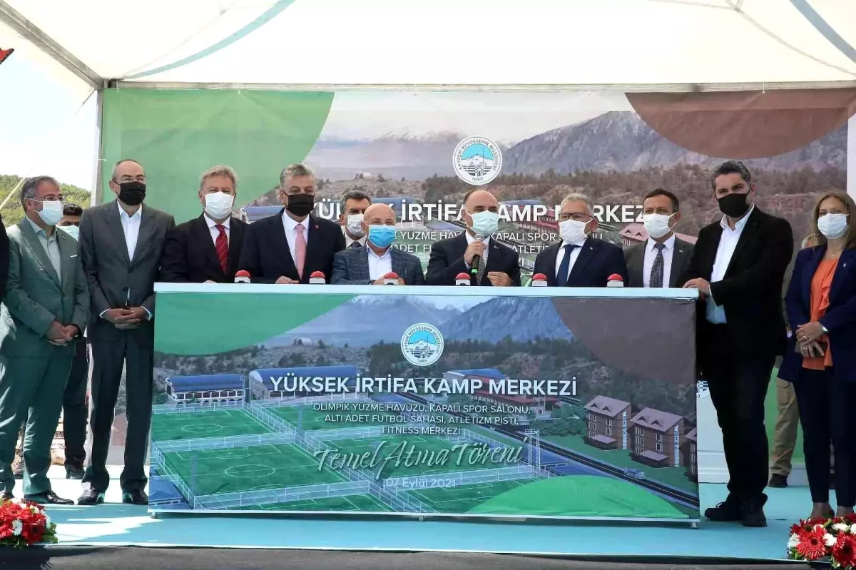 Başkan Büyükkılıç'tan 1 Ayda 8 Temel Atma 4 Açılış