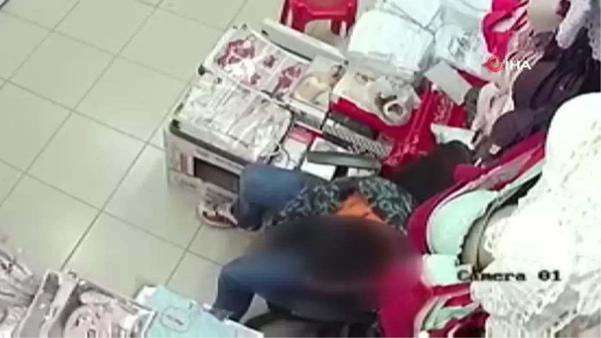 Keşan'da işyerine giren hırsız kameralara yakalandı