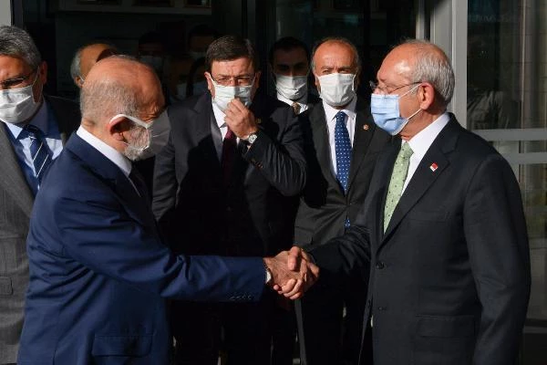 Kılıçdaroğlu: Cumhurbaşkanlığı adaylığı tartışmaları yapay