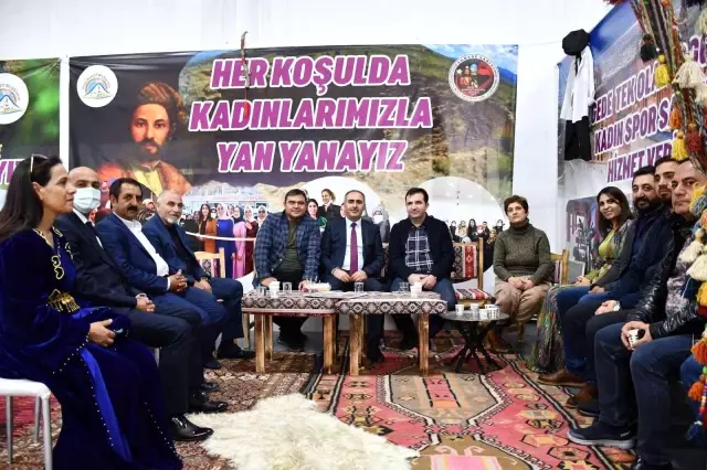 Komşu ilçeler Maltepe'deki etkinlik fuarında buluştu