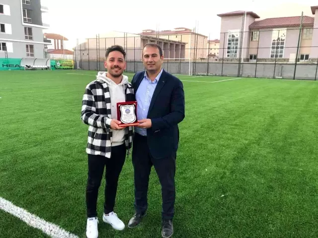 Kurumlar arası maçlarda kupa Esnaf Odasının oldu