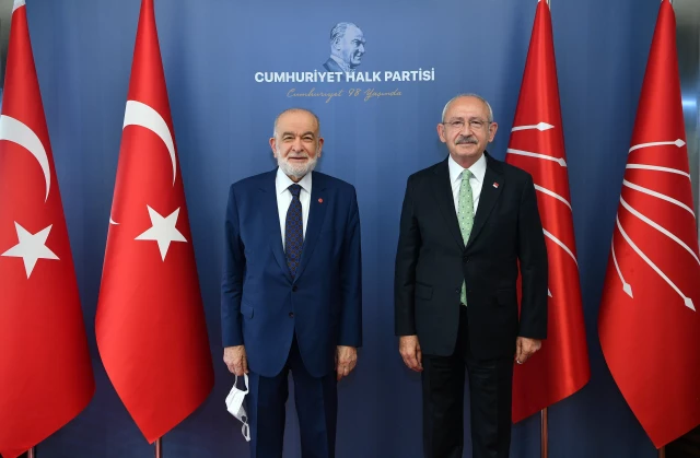 Saadet Partisi Genel Lideri Karamollaoğlu, Kılıçdaroğlu'nu ziyaret etti