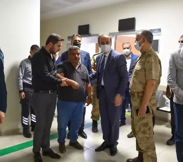 Son dakika haber! ŞANLIURFA'DA ÖĞRENCİ SEVİS MİNİBÜSÜ DEVRİLDİ 1 ÖLÜ, 5 YARALI