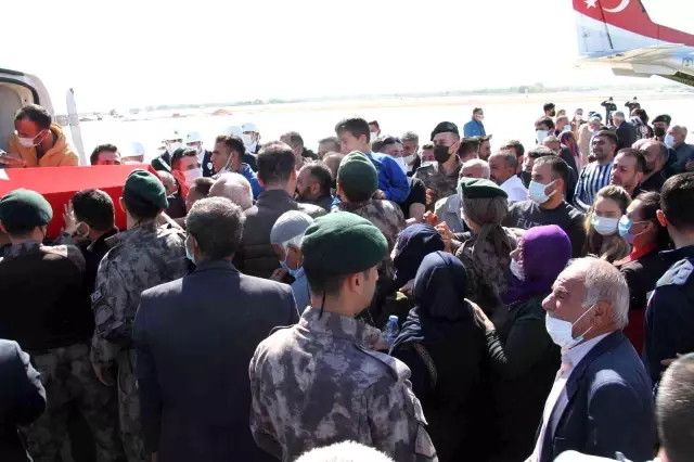 Son dakika haberi! Şehit Cihat Şahin memleketi Elazığ'da son yolculuğuna uğurlandı
