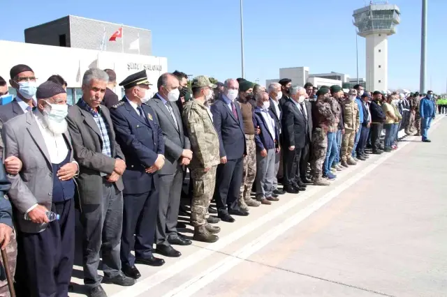 Son dakika haberi! Şehit Cihat Şahin memleketi Elazığ'da son yolculuğuna uğurlandı