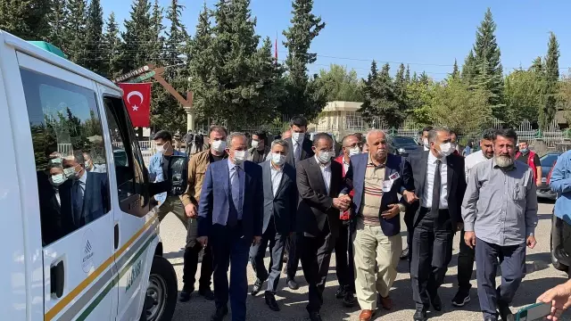 Şehit polis memuru Fatih Doğan, son yolculuğuna uğurlandı (2)
