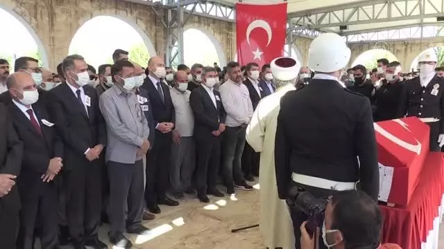 Son dakika haber | Şehit polis Cihat Şahin son yolculuğuna uğurlandı