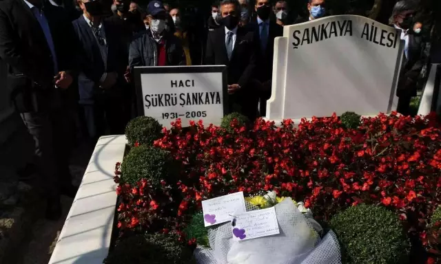 Bursaspor'un eski başkanlarından Şükrü Şankaya dualarla anıldı