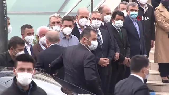 Cumhurbaşkanı Erdoğan, İsmet Uçma'nın cenazesine katıldı