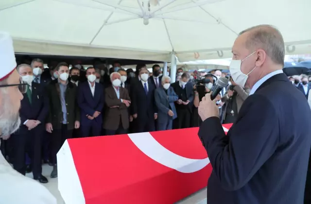 Cumhurbaşkanı Erdoğan, İsmet Uçma'nın cenazesine katıldı