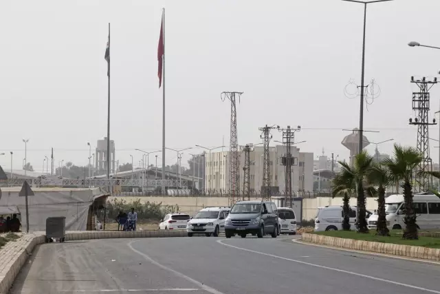 Cumhurbaşkanı Erdoğan'ın sınır ötesi açıklamalarına vatandaş desteği