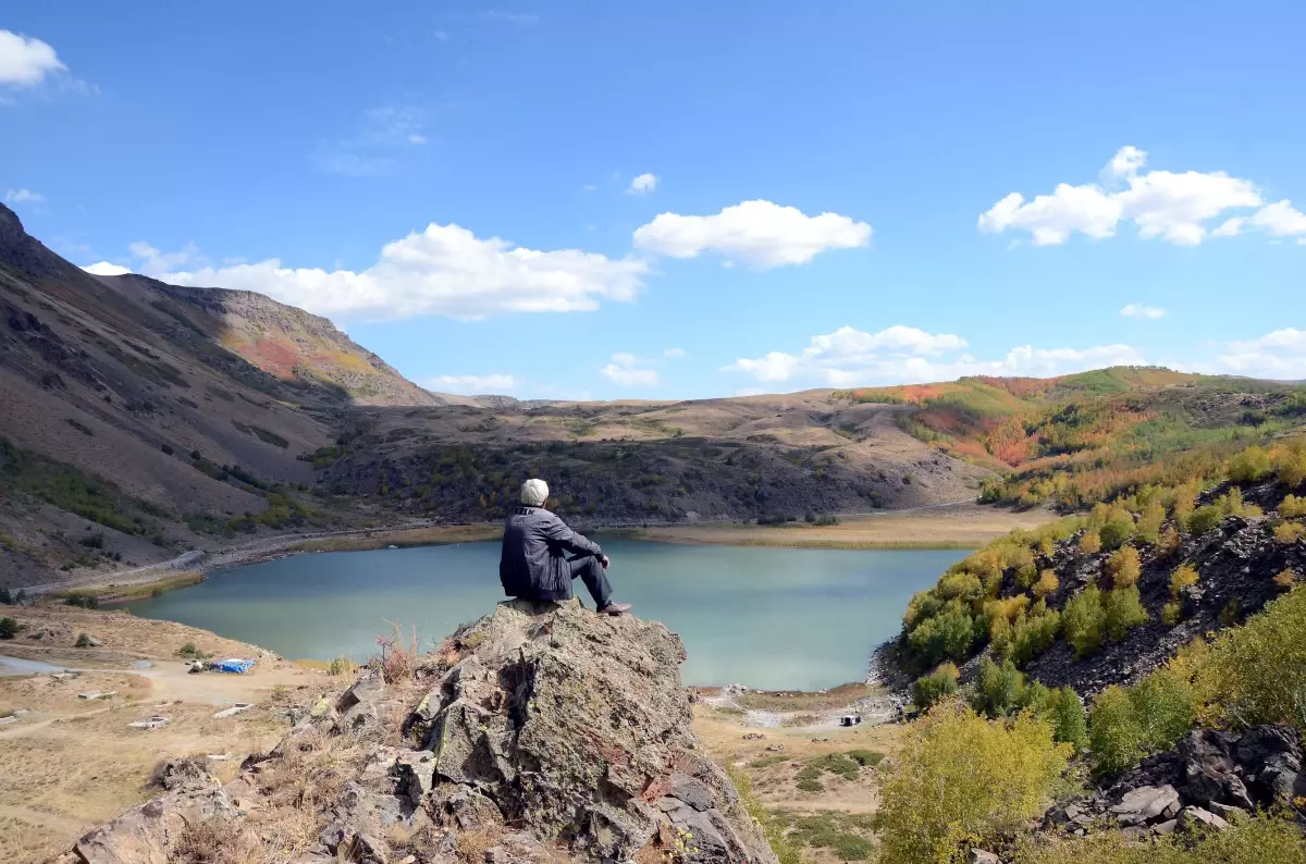'Evim' dediği Nemrut'ta 48 yıldır gönüllü bekçilik yapıyor