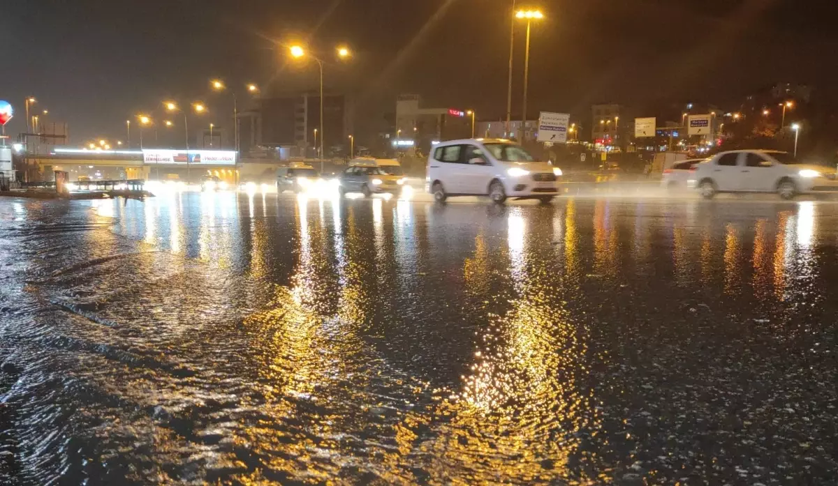 İstanbul'da kuvvetli sağanak etkili oluyor