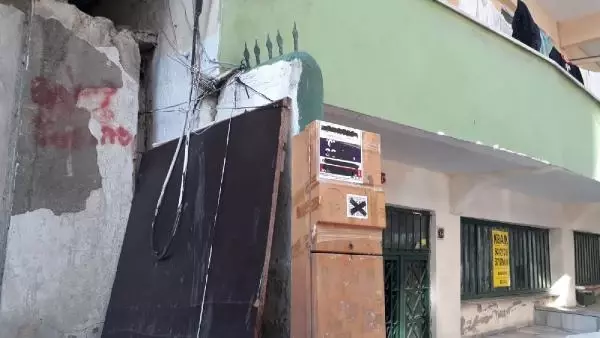 KAĞITHANE'DE KOMŞUSUNDAKİ HIRSIZLIĞI CEP TELEFONUYLA GÖRÜNTÜLEDİ - 2