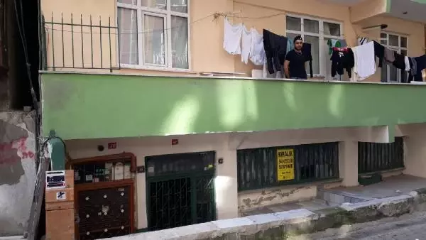 KAĞITHANE'DE KOMŞUSUNDAKİ HIRSIZLIĞI CEP TELEFONUYLA GÖRÜNTÜLEDİ - 2
