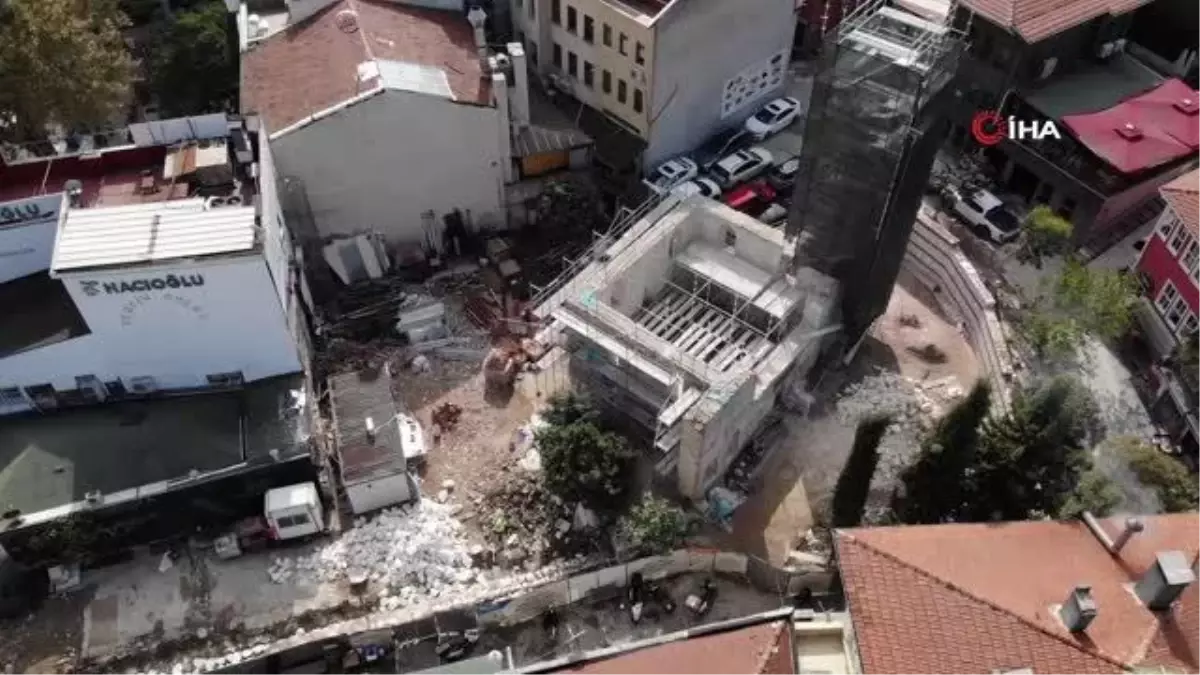 Üsküdar'da 460 yıllık Gülfem Hatun Camii'nin onarım çalışması havadan görüntülendi