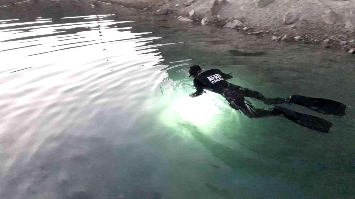Yıkanmak için su dolu çukura giren çoban, hayatını kaybetti