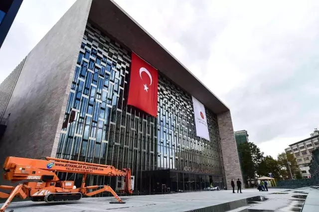 Atatürk Kültür Merkezi'nin son hali görüntülendi