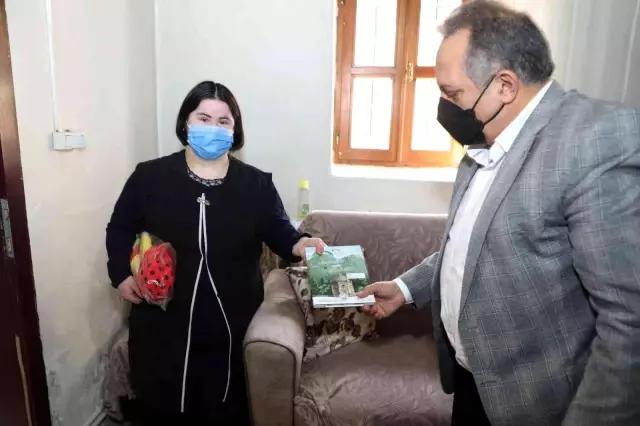 Başkan Yalçın yaşlıların duasını almaya devam ediyor