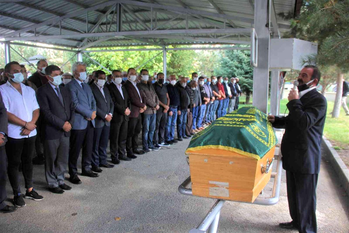 Erzincan Ziraat Odası Başkanı Geyik'in acı günü