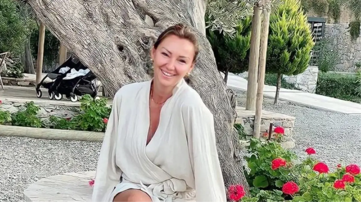 Pınar Altuğ kimdir? Pınar Altuğ hayatı ve biyografisi! Pınar Altuğ kaç yaşında, nereli?