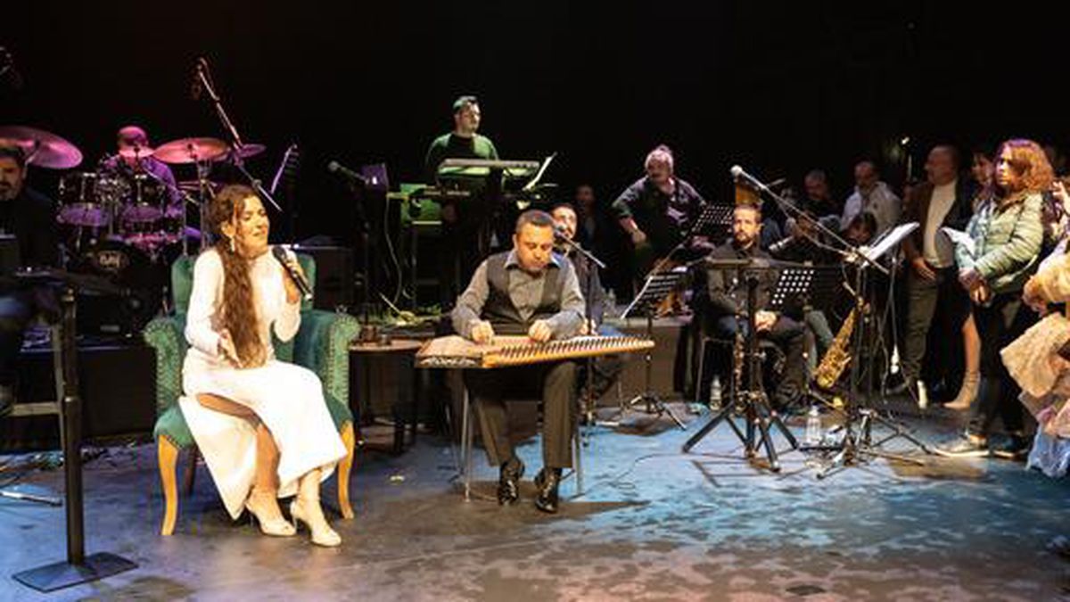 Türkülerimize iki farklı yorum aynı sahnede buluştu