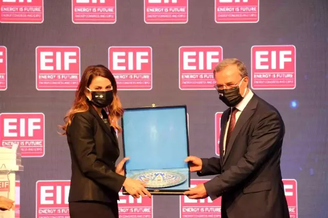 Hedef güneş enerjisi ile Türkiye'ye 3 bin 500 megavatlık güç eklemek