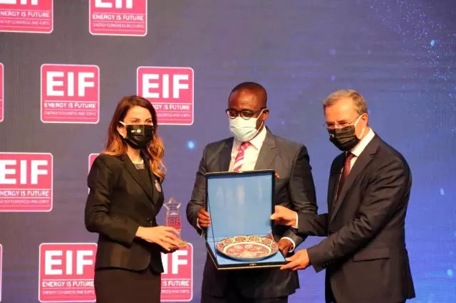 Hedef güneş enerjisi ile Türkiye'ye 3 bin 500 megavatlık güç eklemek