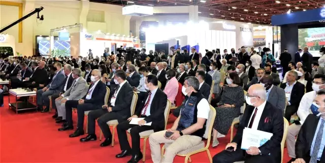 Hedef güneş enerjisi ile Türkiye'ye 3 bin 500 megavatlık güç eklemek