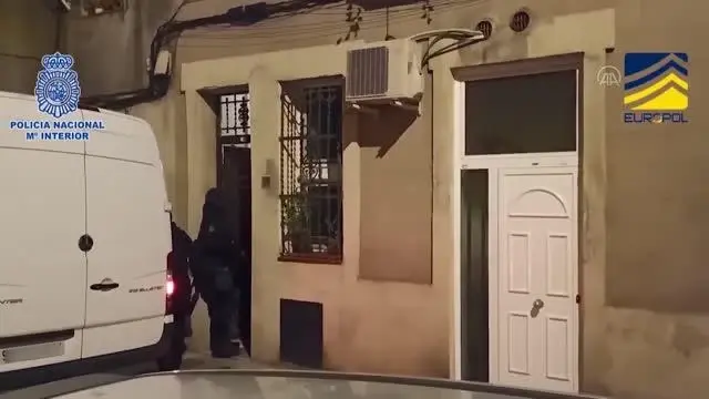 İspanya'da DEAŞ üyesi olmakla suçlanan Cezayir vatandaşı 5 kişi yakalandı
