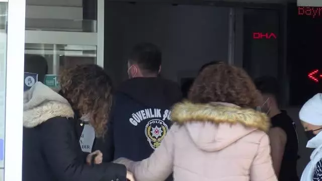 Son dakika... İSTANBUL-CUMHURBAŞKANI VE ÖZLEM ZENGİN'E 'HAKARET'LE SUÇLANAN AVUKATA 7 YILA KADAR HAPİS İSTEMİ