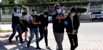 Mersin: Son dakika haber | Mersin merkezli dolandırıcılık operasyonunda 8 zanlı yakalandı Mersin: Son dakika haber | Mersin merkezli dolandırıcılık operasyonunda 8 zanlı yakalandı