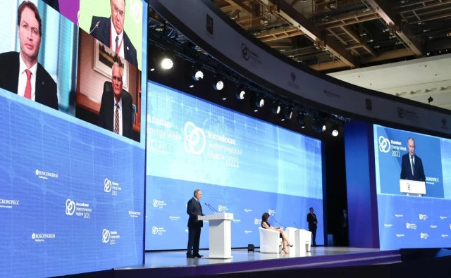 Son dakika: Putin: "Küresel seviyede yaşanan güç krizinde Rusya üzerine düşen sorumluluğu alıyor"
