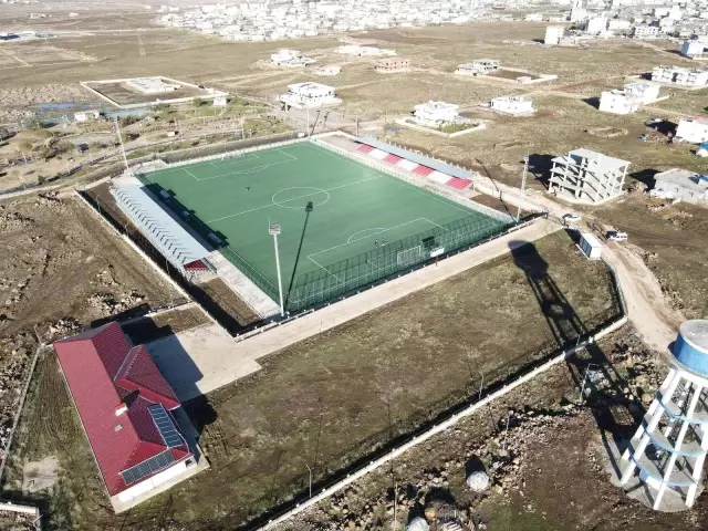 Şırnak'ta modern tesislerle gençler spora yöneldi