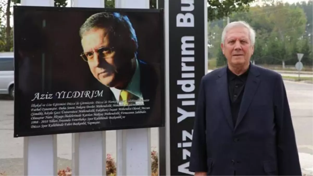 İsminin verildiği caddeyi gezdi! Aziz Yıldırım'ın gurur dolu günü