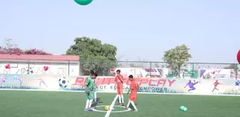 Karaçi: TİKA'dan, Pakistan'da görme ve işitme engelli öğrencilere futbol ve kriket sahası Karaçi: TİKA'dan, Pakistan'da görme ve işitme engelli öğrencilere futbol ve kriket sahası