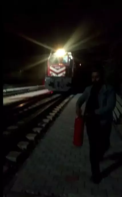 Tokat'ta, yük treninin lokomotifinde yangın