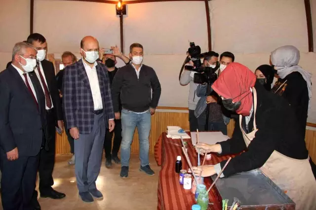 Türkiye'nin oba konseptindeki ilk gençlik kampı açıldı