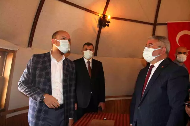 Türkiye'nin oba konseptindeki ilk gençlik kampı açıldı