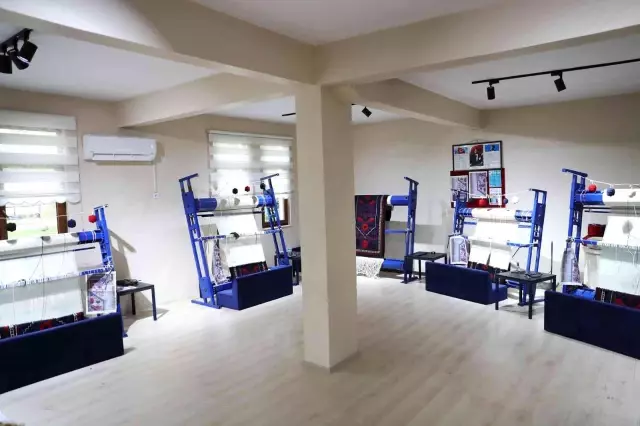 Yağcıbedir halısında üretime hız verildi